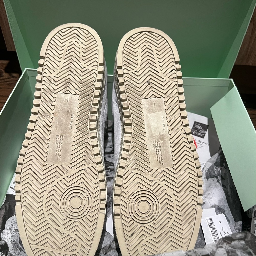 Off-White Arrow Patch Sneakers - image 6